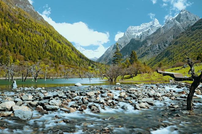 穿毕徒步地理手册:沉浸式穿越神山秘境澳门新葡京此生必走!收好四姑娘山长(图15) 穿毕徒步地理手册:沉浸式穿越神山秘境澳门新葡京此生必走!收好四姑娘山长(图15)