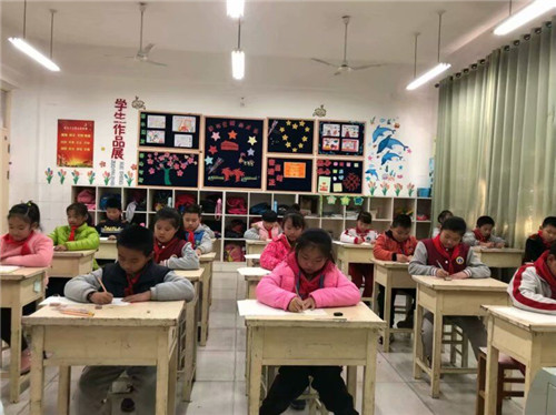 举行语文学科基础大比拼活动新葡京博彩高新区鸡山小学